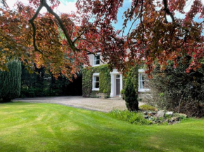 Contractor Friendly-4 Bed-Van Parking-WiFi-Sleeps 8
